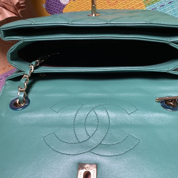 chanel Lambskin Quilted Small Trendy CC Flap Dual Handle Bag Light Green - Picture 3 of 5